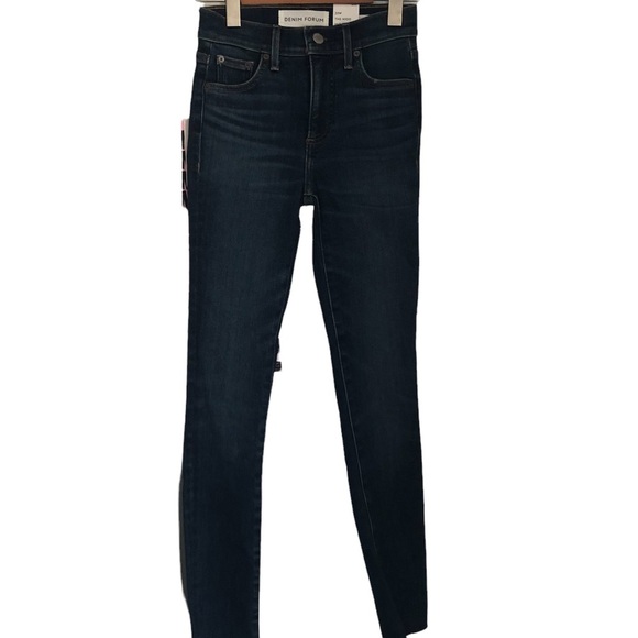 Denim forum NWT the nico mid rise skinny crop Jean - Picture 3 of 8